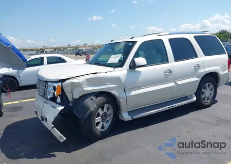 2005 Cadillac Escalade Standard from USA, damaged, VIN 1GYEC63T65R154327
